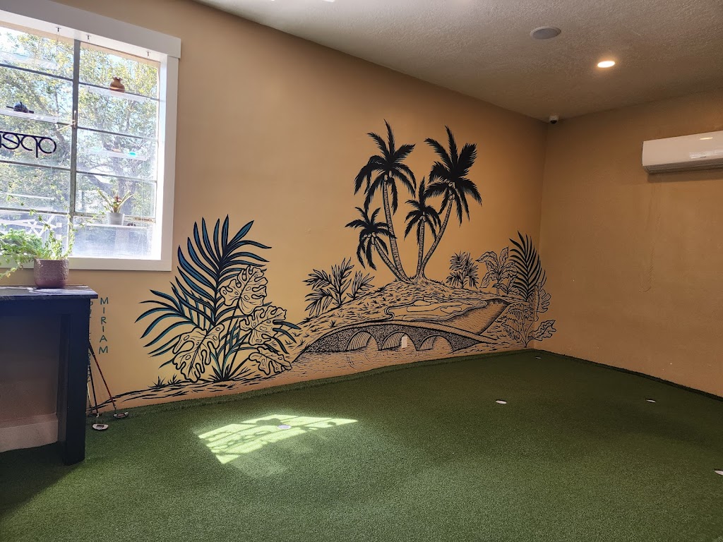 Aloha Golf and Coffee Lounge - review
