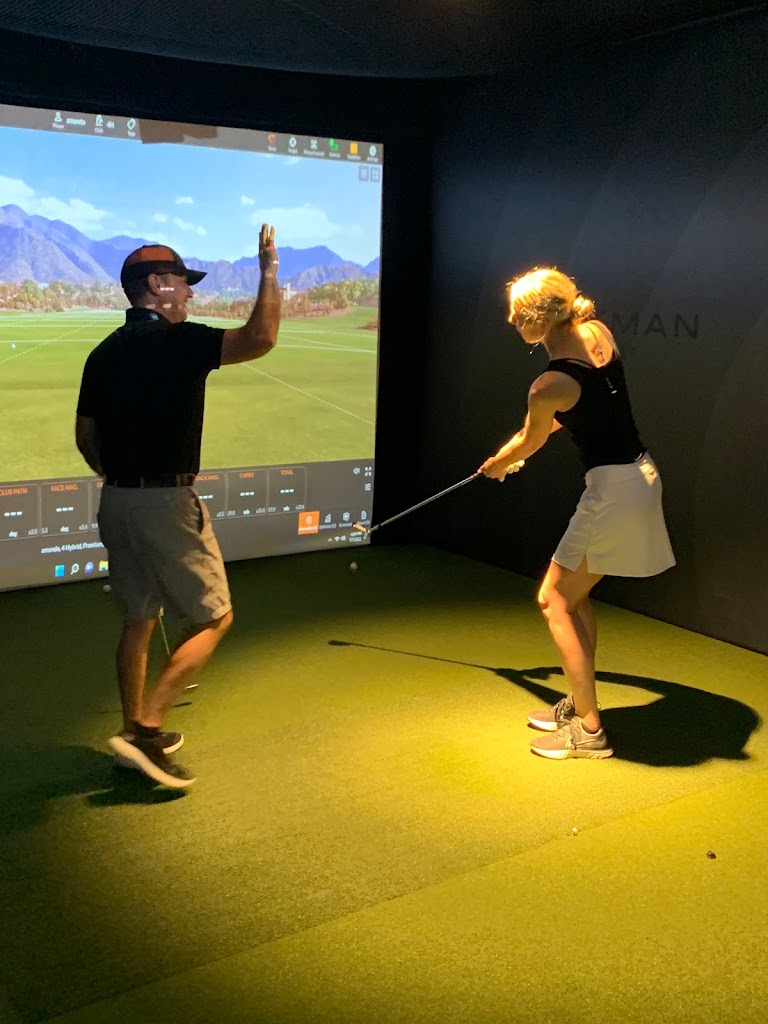 Swing Lounge - gallery