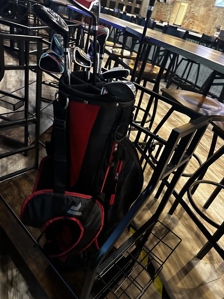 Coastal Swing Golf & Bar (Tiffin) - review