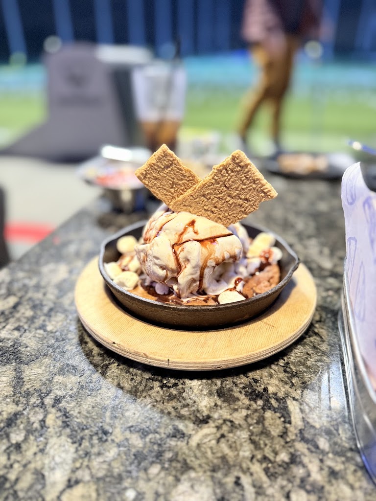 Topgolf Ontario - review