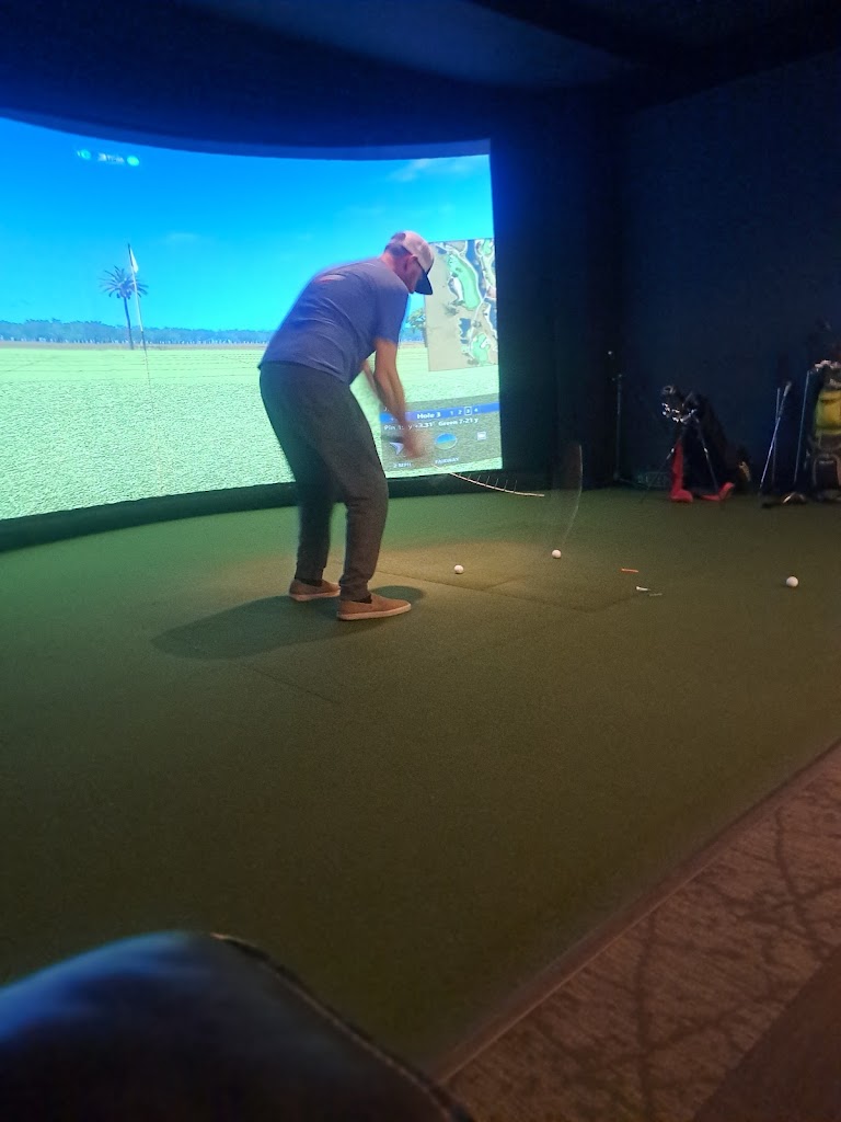 Stonehedge Indoor Golf - review