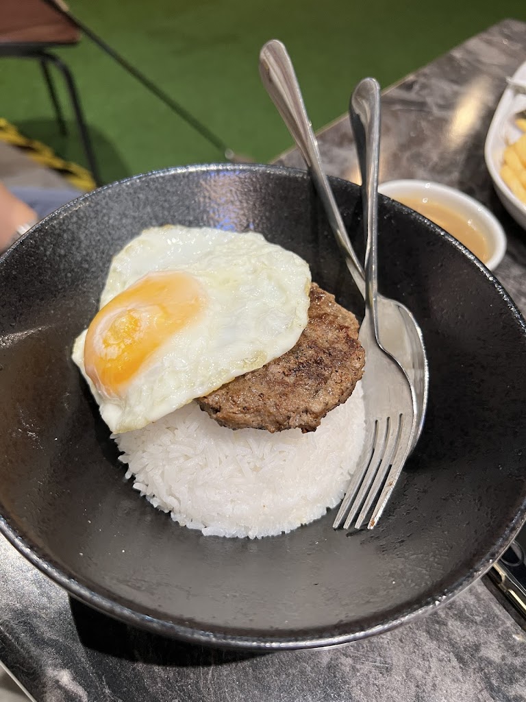 GolfX Sports Hub - San Juan (Indoor Golf) - review