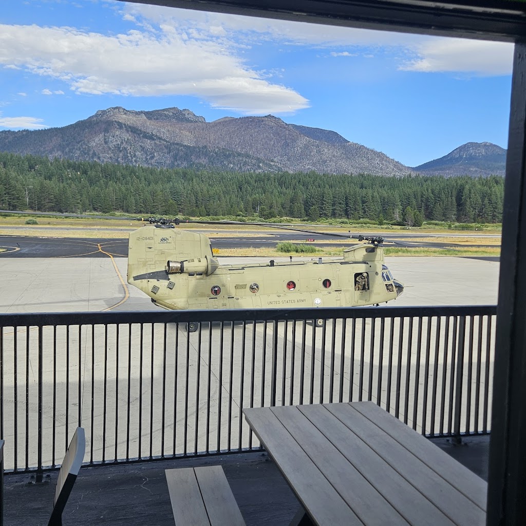 Flight Deck Grill & Golf Club - review