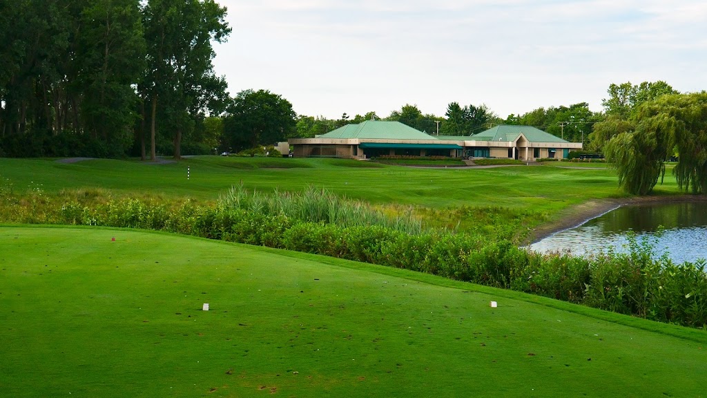 Taylor Meadows Golf Club - gallery