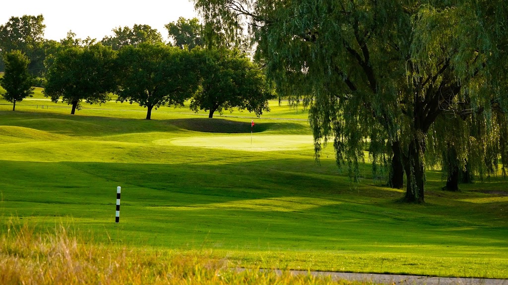 Taylor Meadows Golf Club - gallery