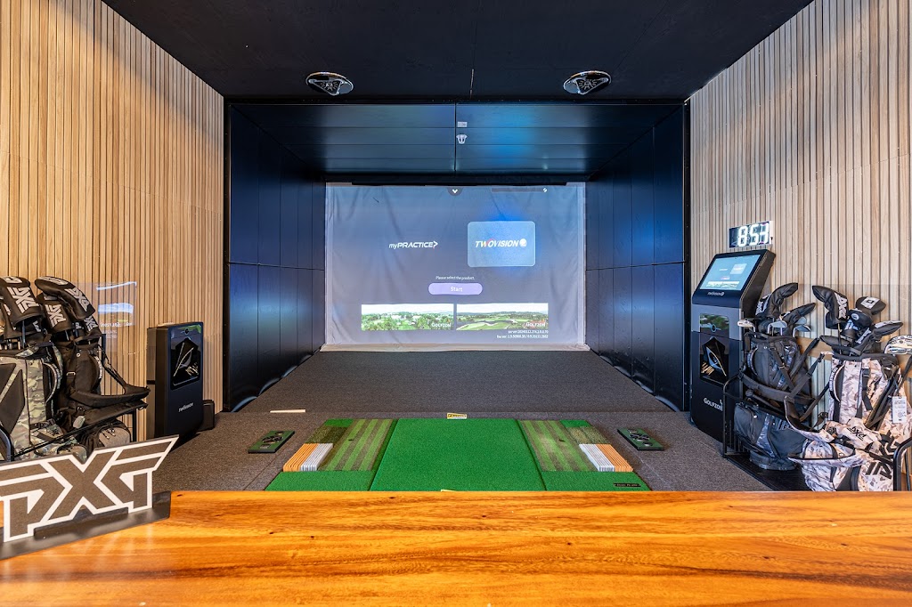 Pin Seeker Indoor Golf - gallery