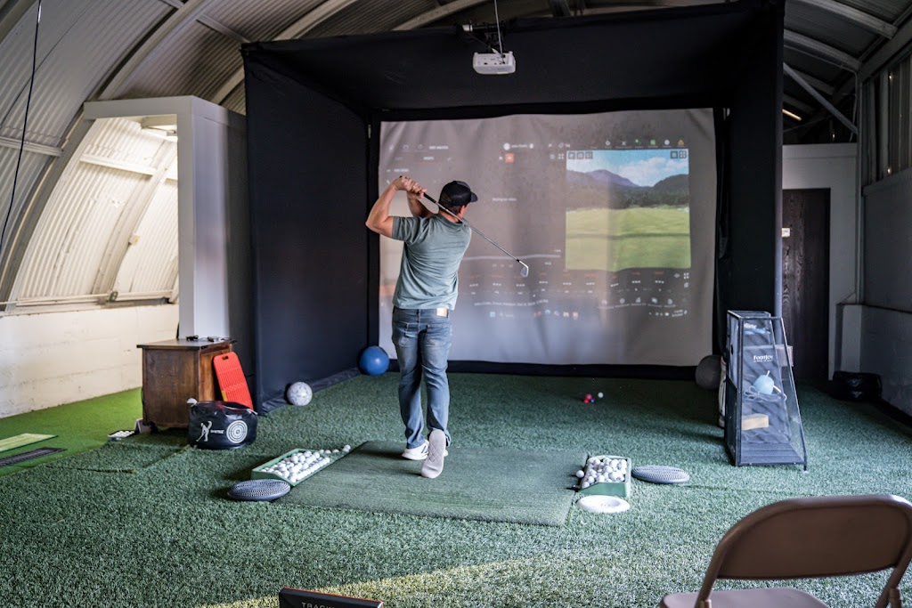 The Riverside Golf Lab - gallery