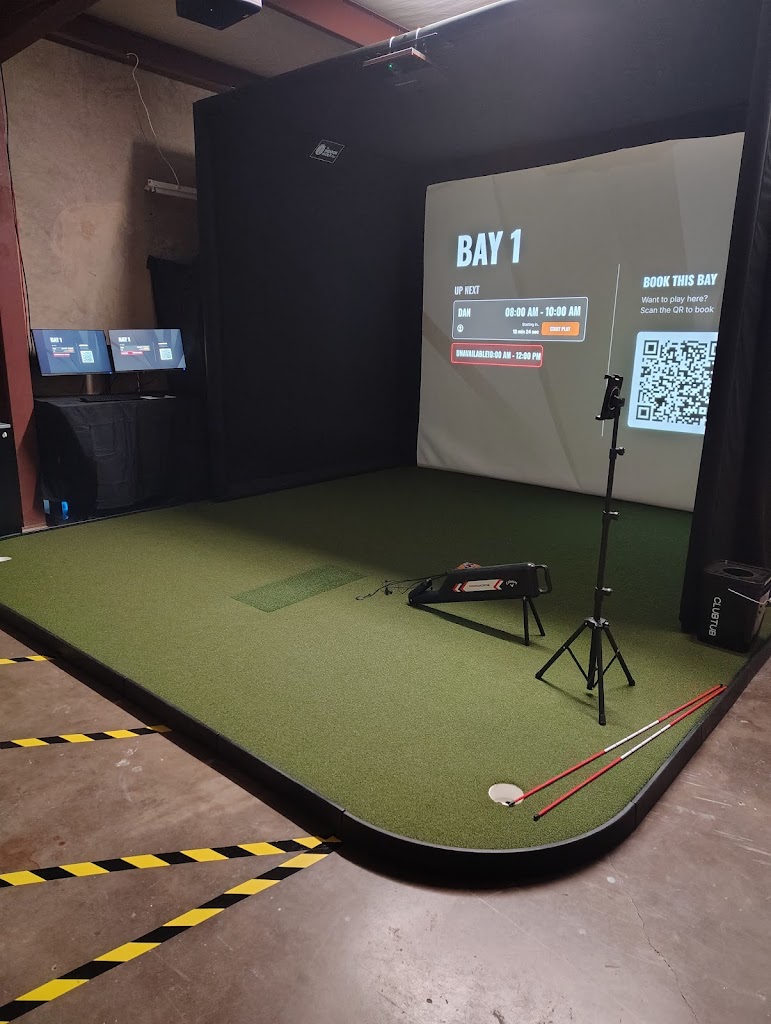 Launch Bay Golf - gallery