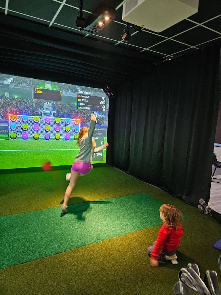 Golf on Main - gallery