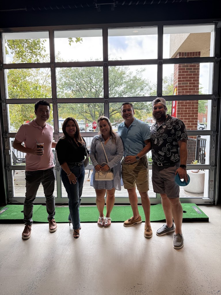 Play The Par Social Club - gallery