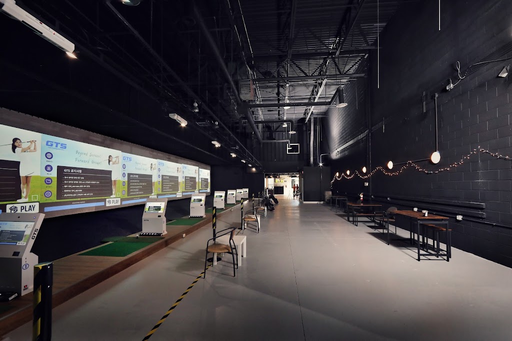 @GolfHouse - gallery