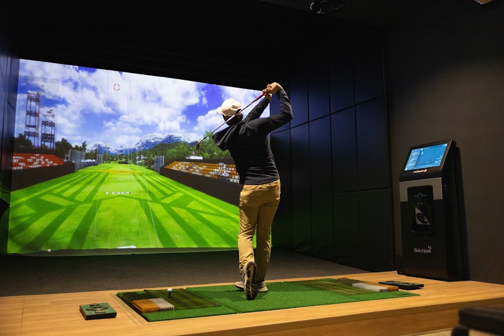 Element Indoor Golf - Burnsville - gallery
