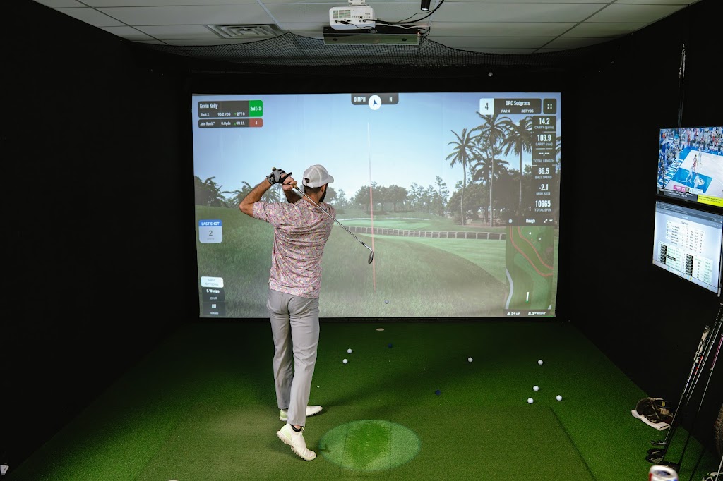 Iron Throne Indoor Golf Club - gallery