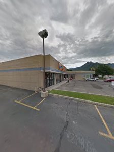 Buckets Indoor Golf - gallery