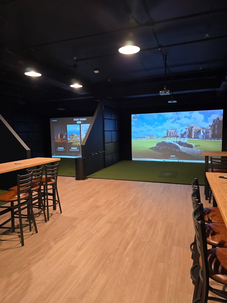 Birdie Bays Indoor Golf - gallery