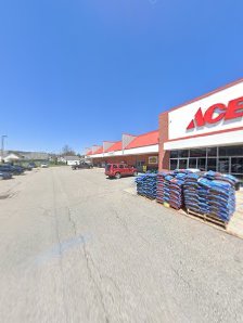 Westmont Indoor Golf - gallery