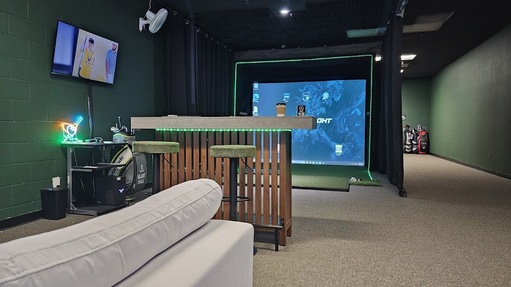 The Tips, Golf Lounge and Lessons - gallery