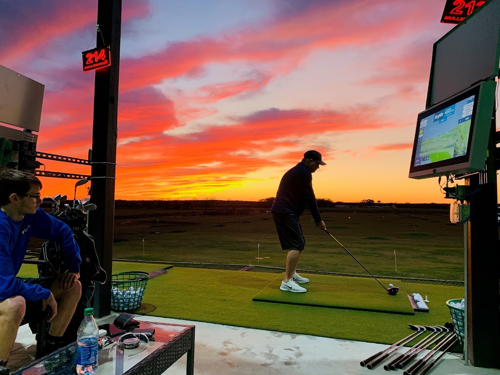 Mulligan's Golf Center - gallery