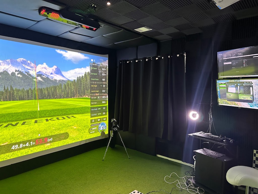 19th Hole Golf Simulators - gallery