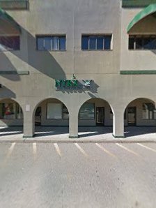 The Back Nine Indoor Sports Bar Grille Indoor Golf - gallery