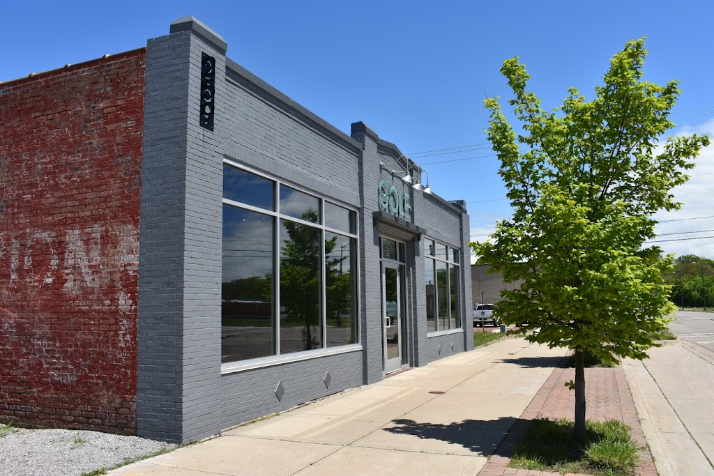 Pipestone Indoor Country Club - gallery