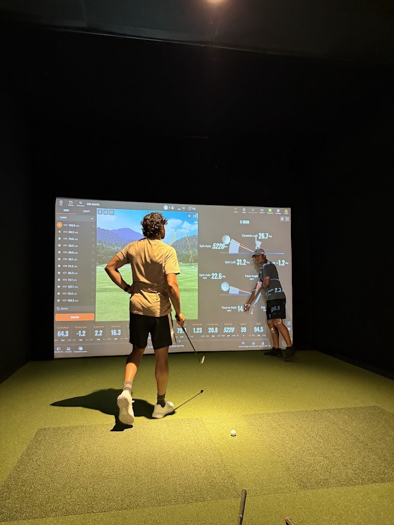 Play The Par Social Club - gallery