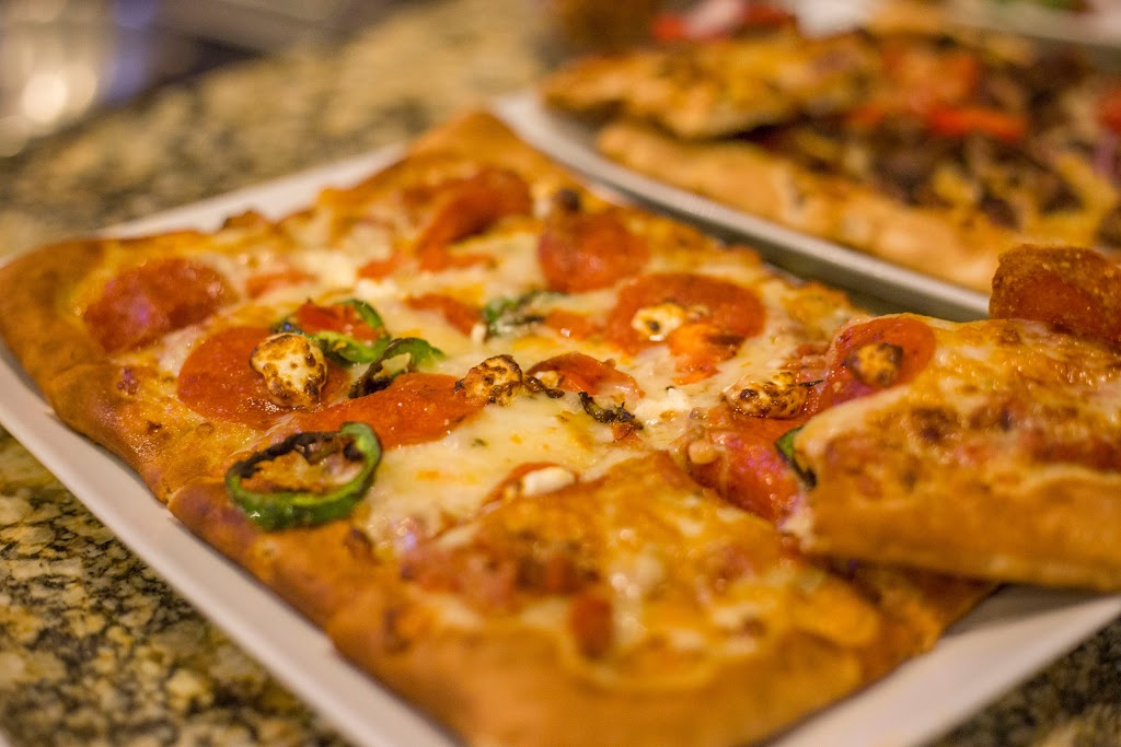 Beyond Golf - Bar + Kitchen - gallery