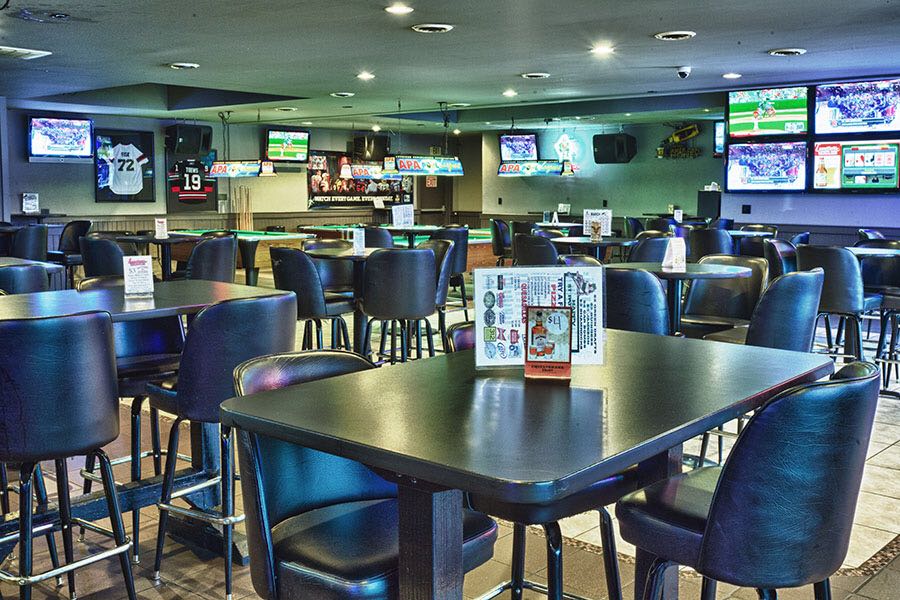 Longshots Sports Bar - gallery
