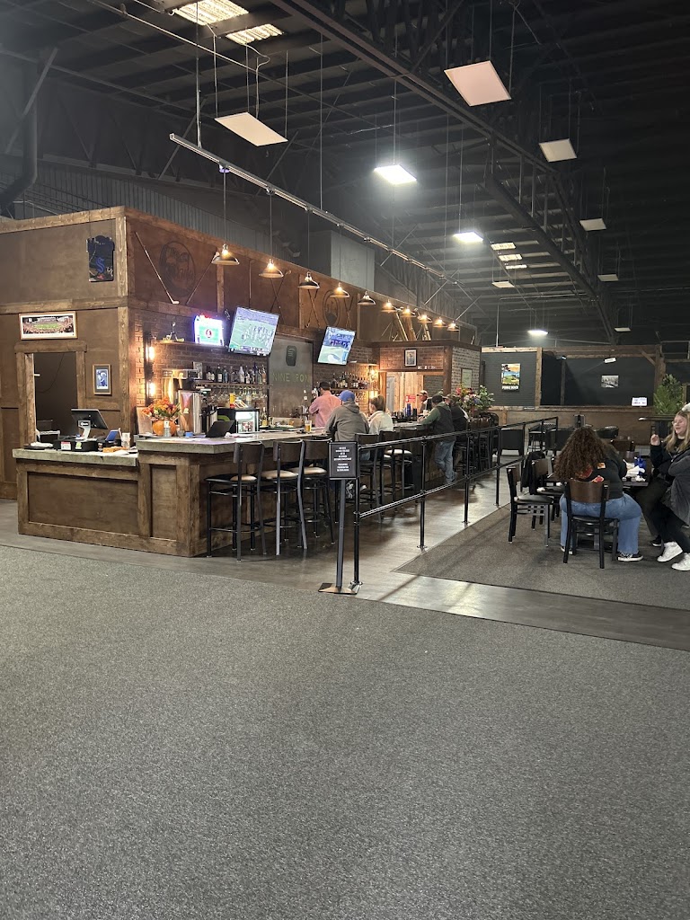 Nine Iron Golf / Sports restaurant & lounge - review