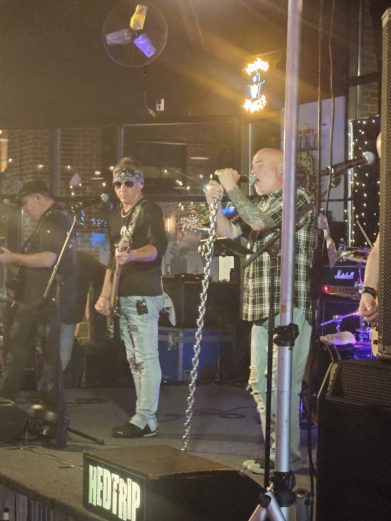 The Playground Golf and Sports Bar - review