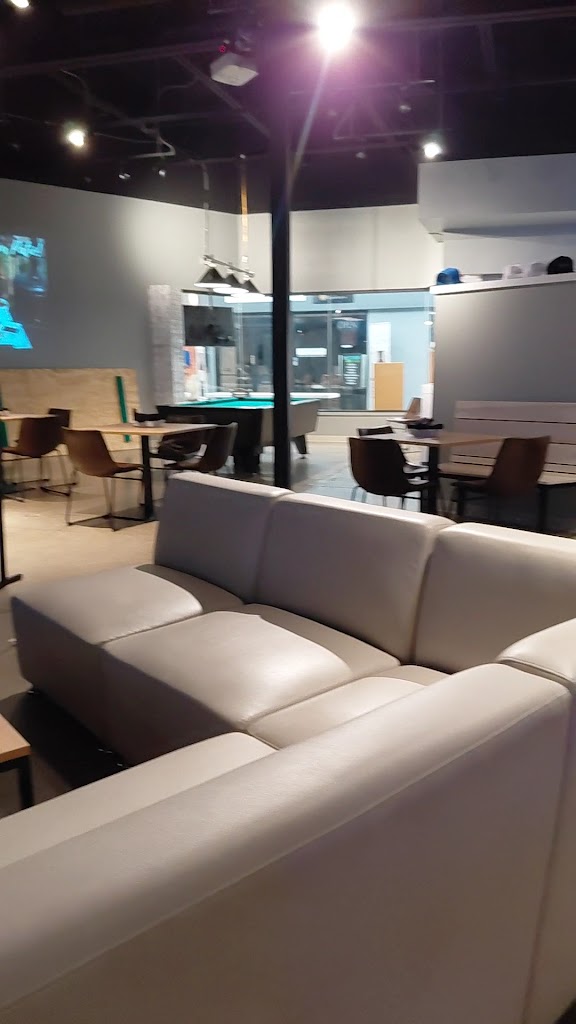 BIRDI GOLF Restaurant, Bar & Event Center - review