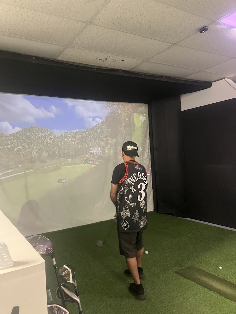 OFF THE GREEN Indoor Golf - review