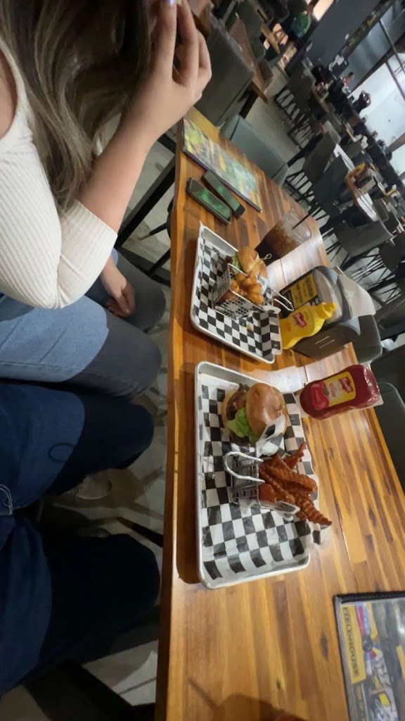 Fieldhouse Golf Simulator - review