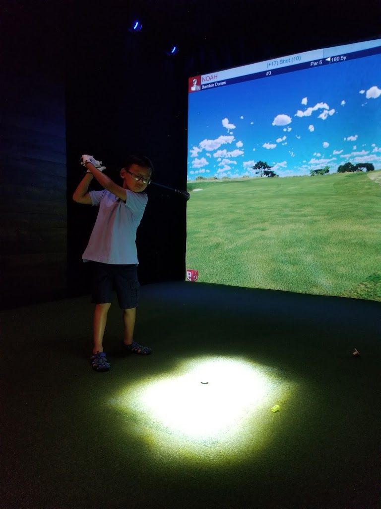 Halfway House Indoor Golf - review