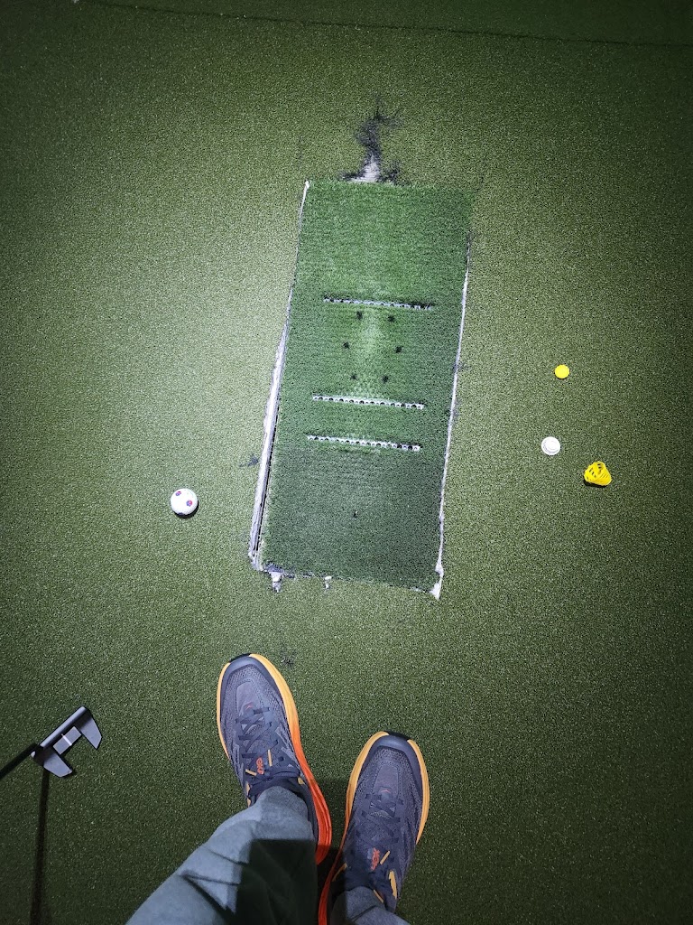 Backspin Indoor Golf - review