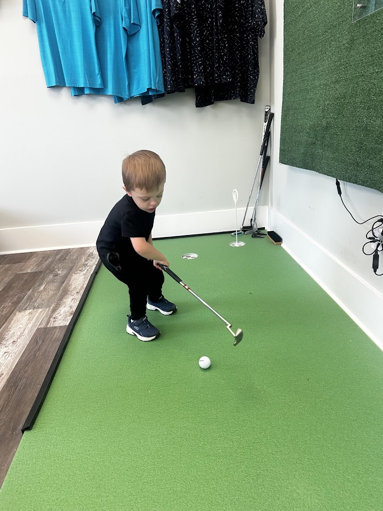 910 Golf Simulator and Lounge - review