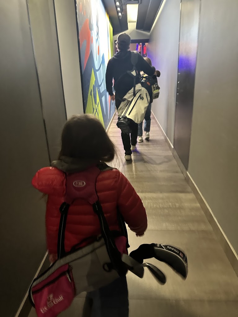 Five Iron Golf - review