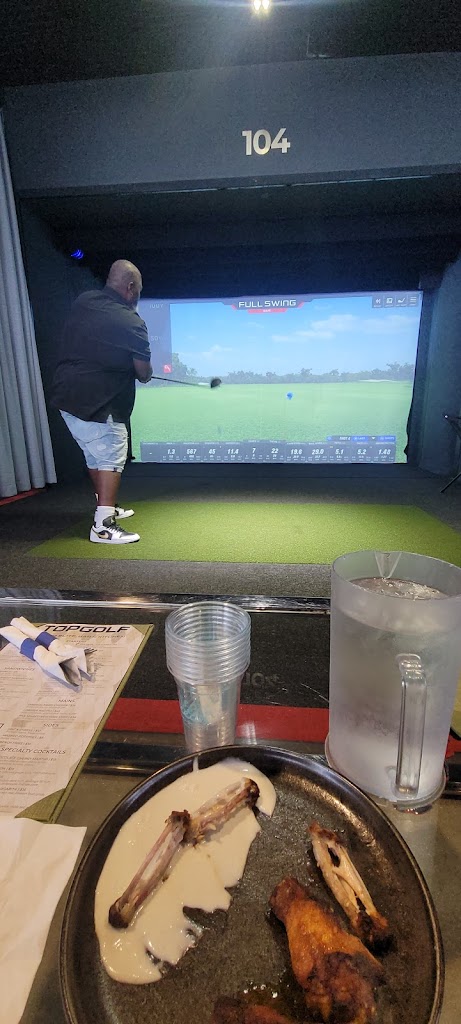 TopGolf Swing Suite, Bar & Kitchen - review