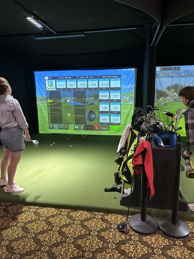 Club 313 Golf - review