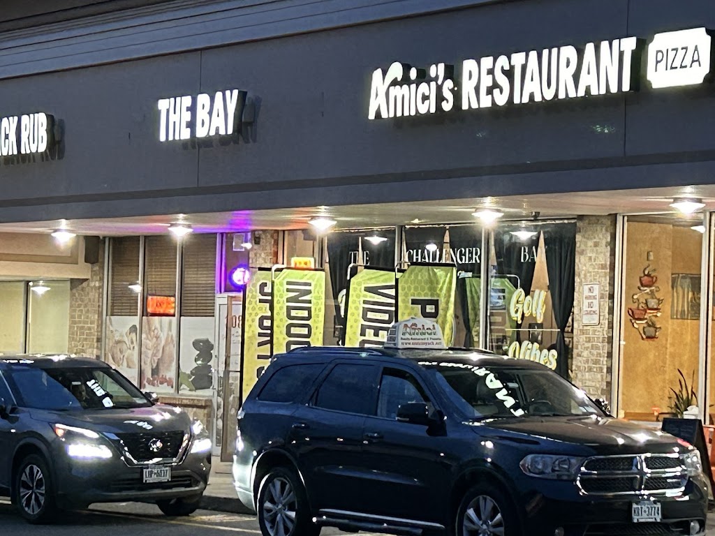 Challenger Bay Indoor Golf & Sports Bar - review