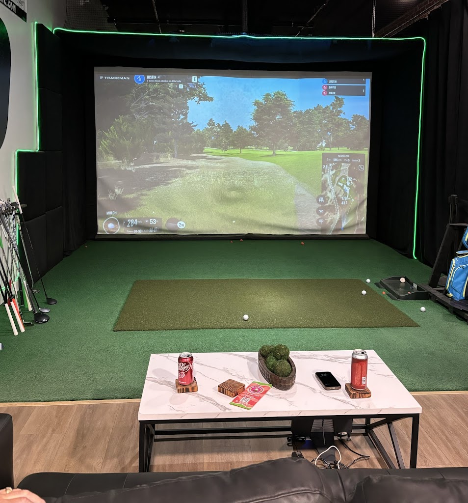 Dryvebox Visalia Tulare - Golf Lounge and Mobile Golf Simulator - review
