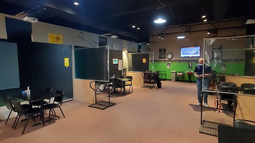 Mac's Indoor Golf - review