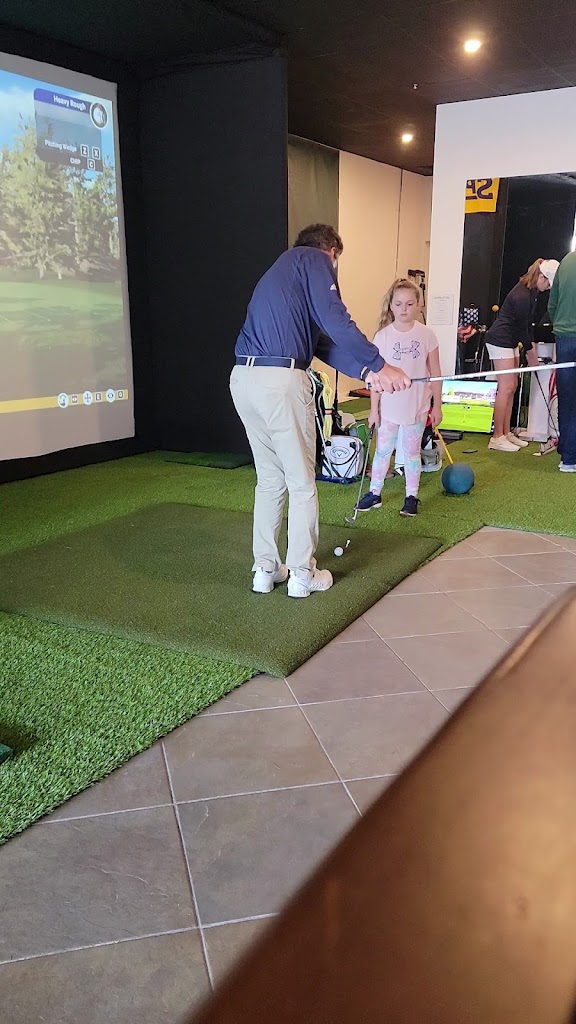 Strano Golf Indoor Studio - review
