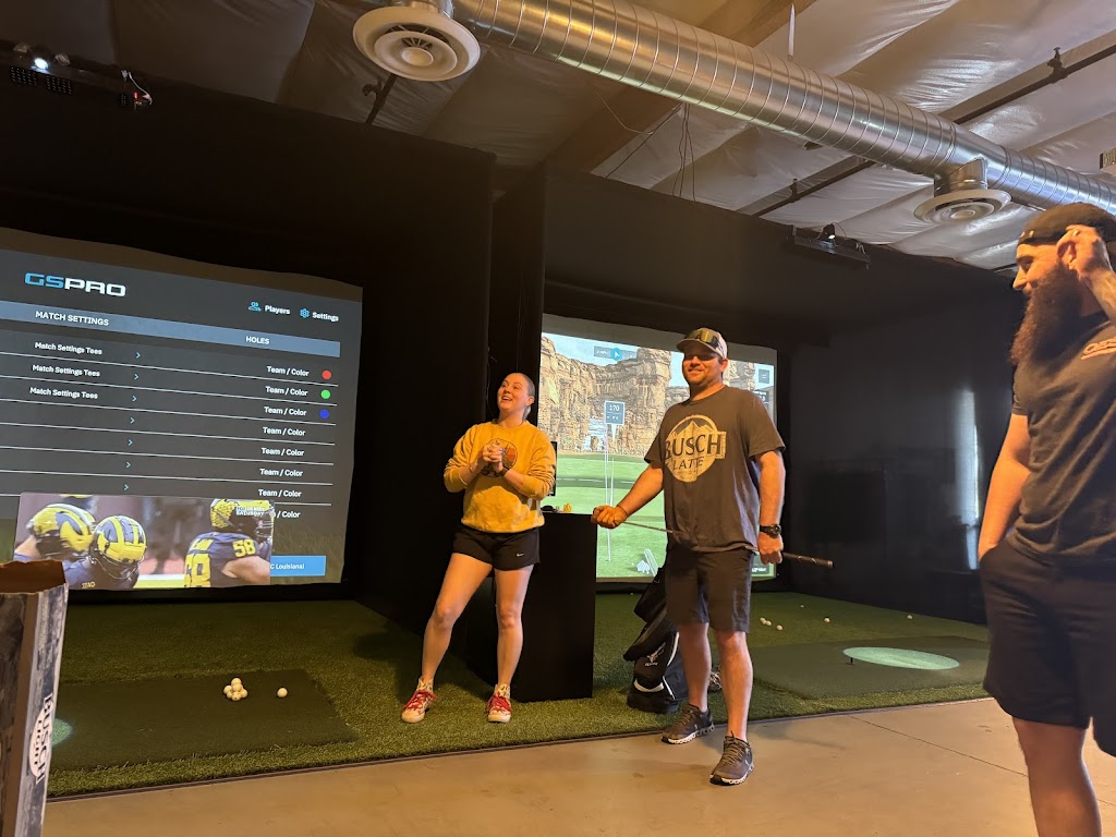 Club Twirl Golf Lounge - review