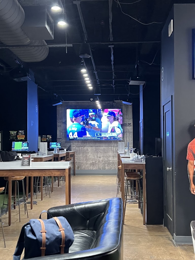 Five Iron Golf - review