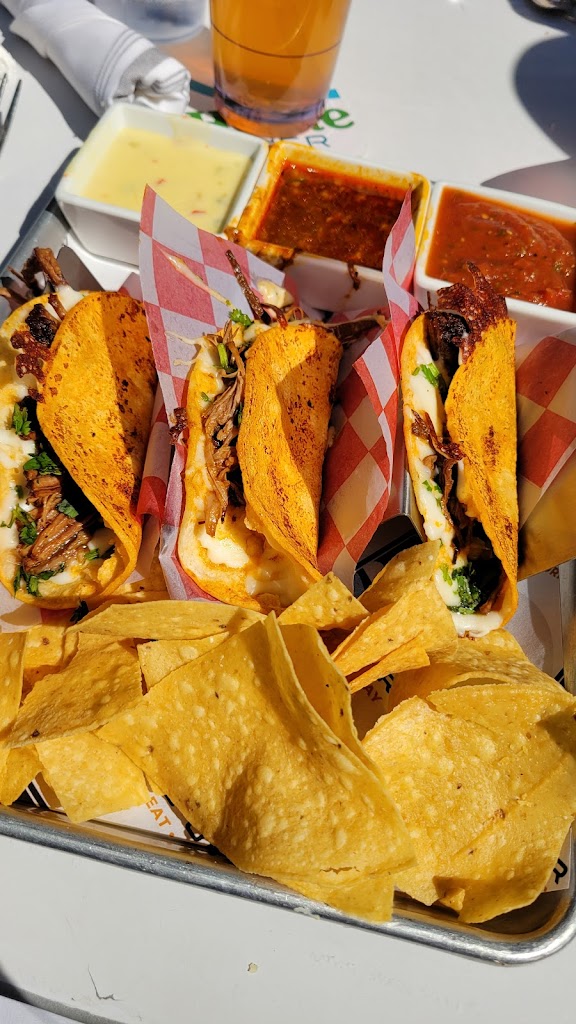 5 Under Golf Center - review