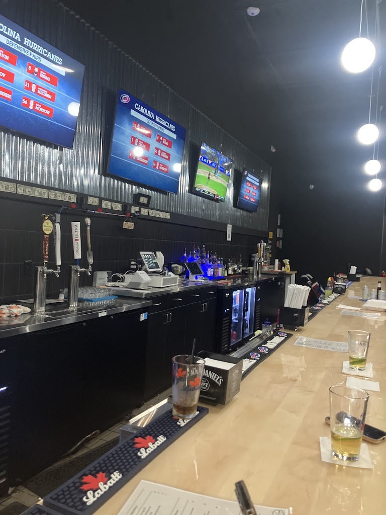 The Drop Zone | Golf Simulators and Sports Bar - review