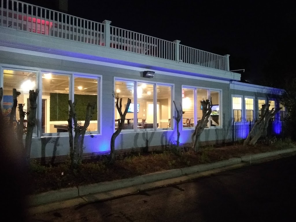 Under Par Golf Club - review