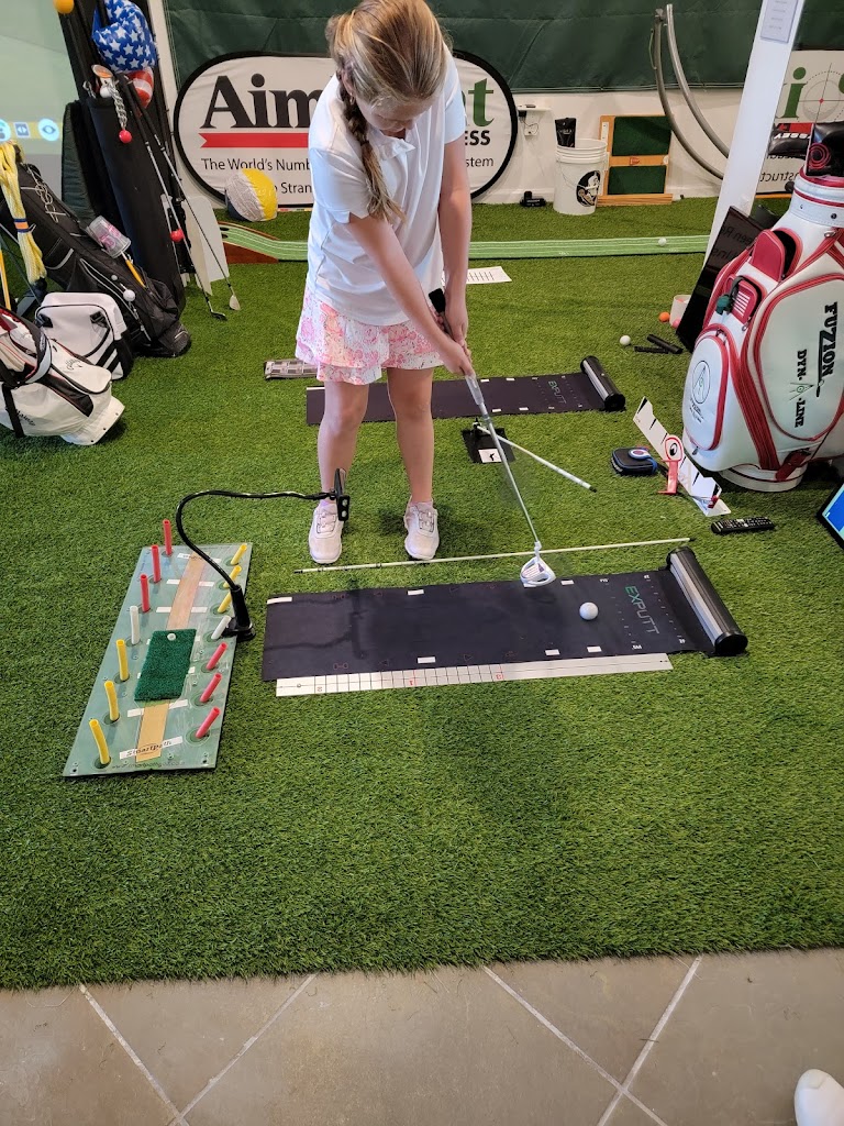 Strano Golf Indoor Studio - review