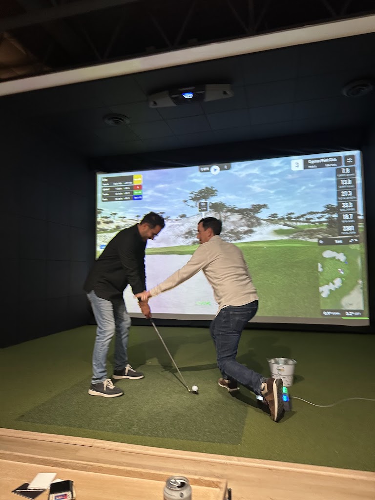Blades Golf Lounge - review